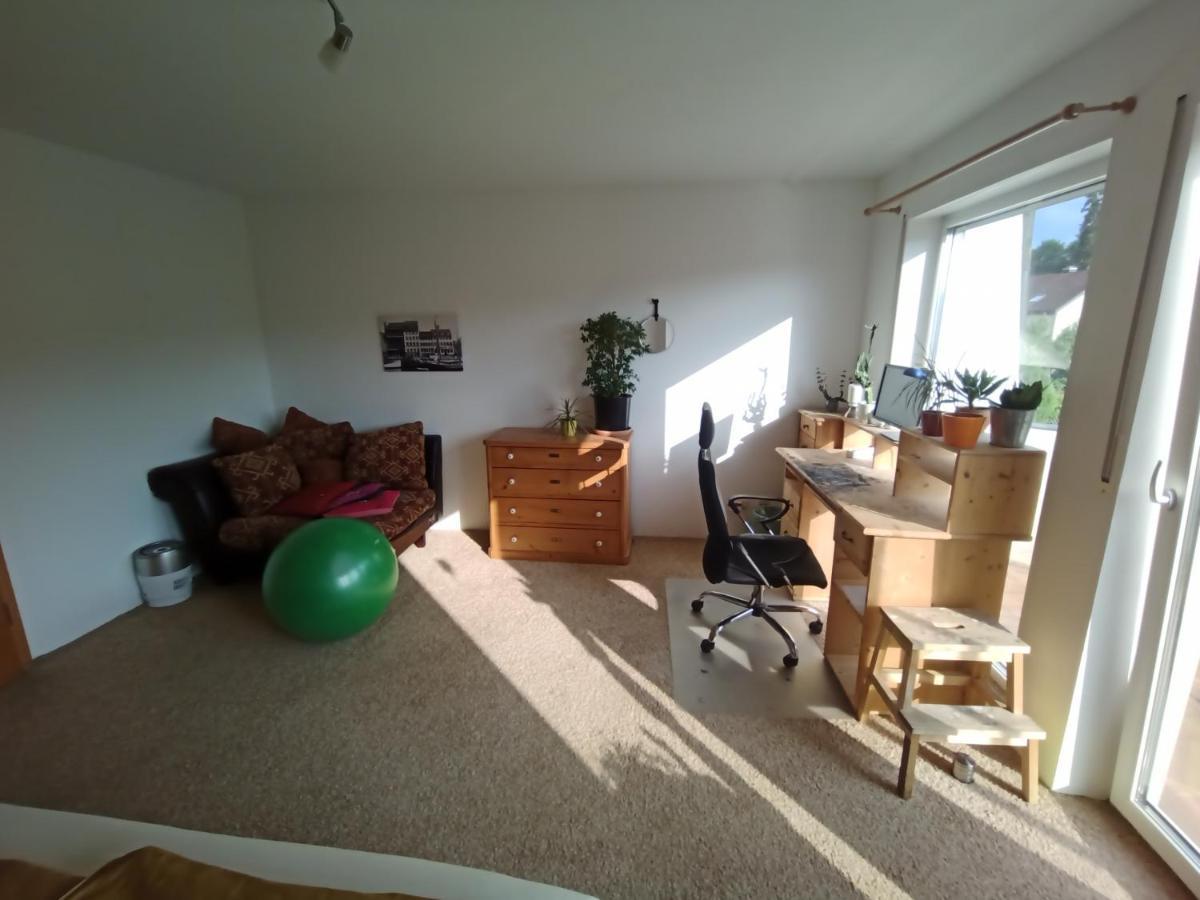 Grosses Zimmer Bad Kueche Wohnzimmer Terasse Garten Zentral Ruhig Landsberg am Lech Luaran gambar