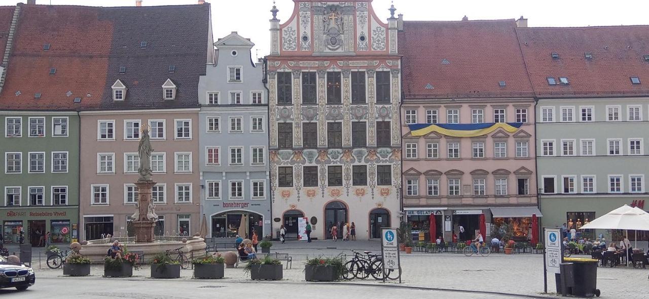 Grosses Zimmer Bad Kueche Wohnzimmer Terasse Garten Zentral Ruhig Landsberg am Lech Luaran gambar