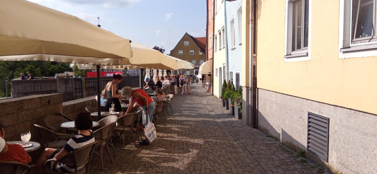Grosses Zimmer Bad Kueche Wohnzimmer Terasse Garten Zentral Ruhig Landsberg am Lech Luaran gambar